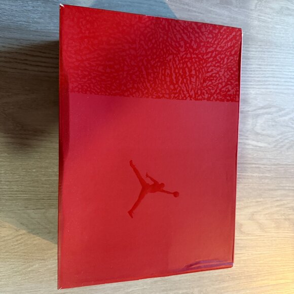 W9.5 - Air Jordan 3 'Treat Yourself' - Picture 9 of 12